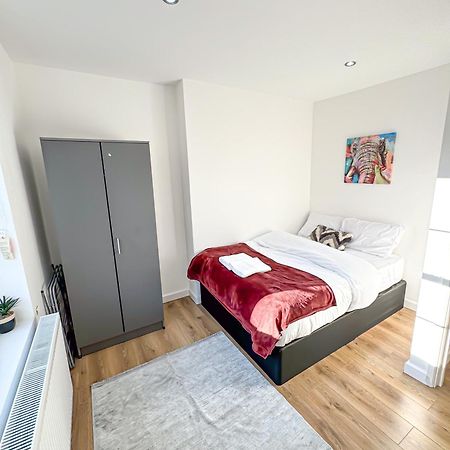 Luxury Flat For 6 - 5 Min Walk From Camden Market Hw4 Лондон Екстериор снимка