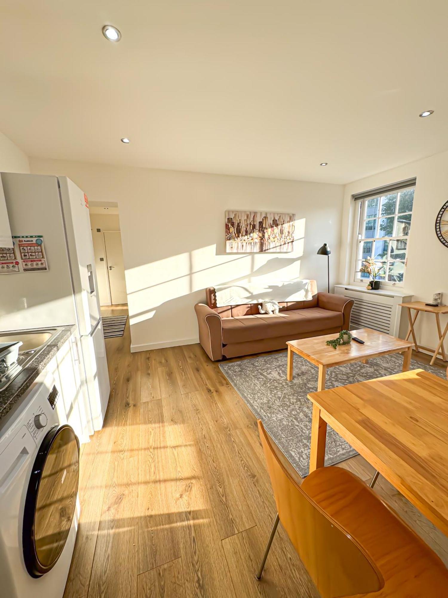 Luxury Flat For 6 - 5 Min Walk From Camden Market Hw4 Лондон Екстериор снимка